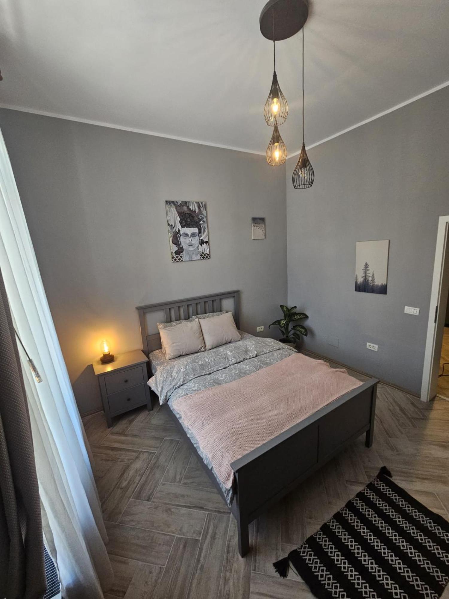 Zig Zag Apartment 4- Old Town Constanta Bagian luar foto